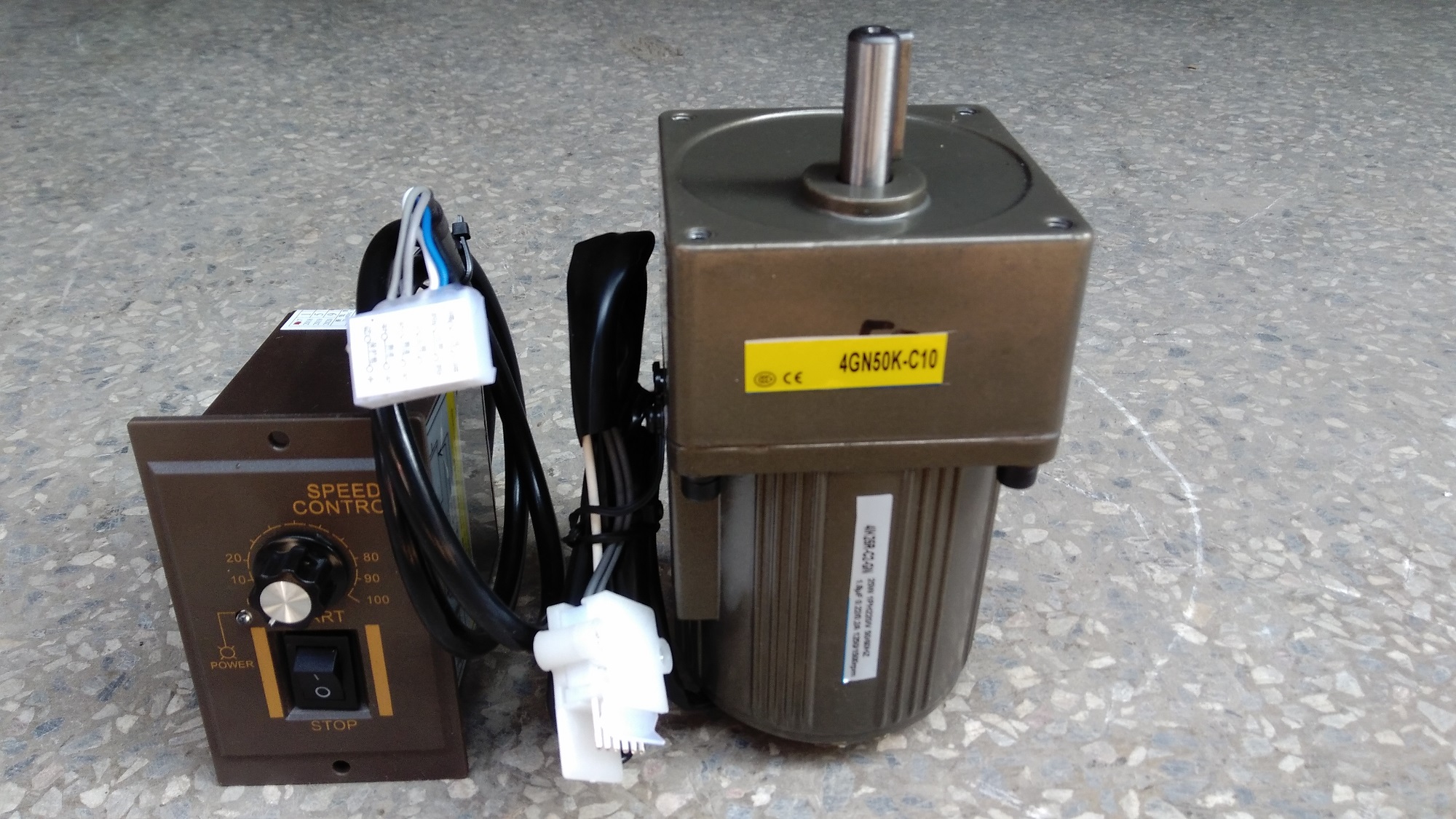 欧斯特4IK25R-C2+4GN15K-C10单相220V带调速微型齿轮减速电机